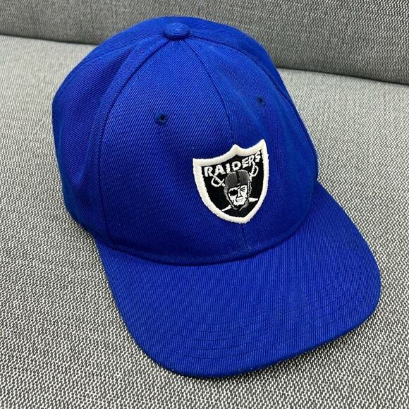 Las Vegas Raiders NFL Blue Embroidered‎ SnapBack Adjustable Hat Cap Size OS - Picture 1 of 10